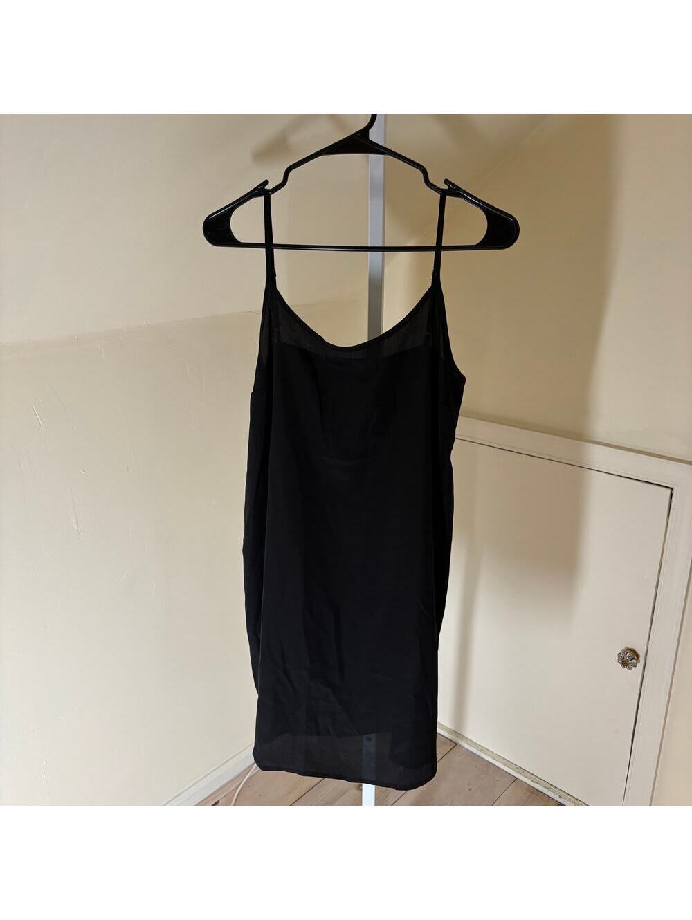 Loft NWOT Black Spaghetti Strap Slip Tank Size Medium Petite